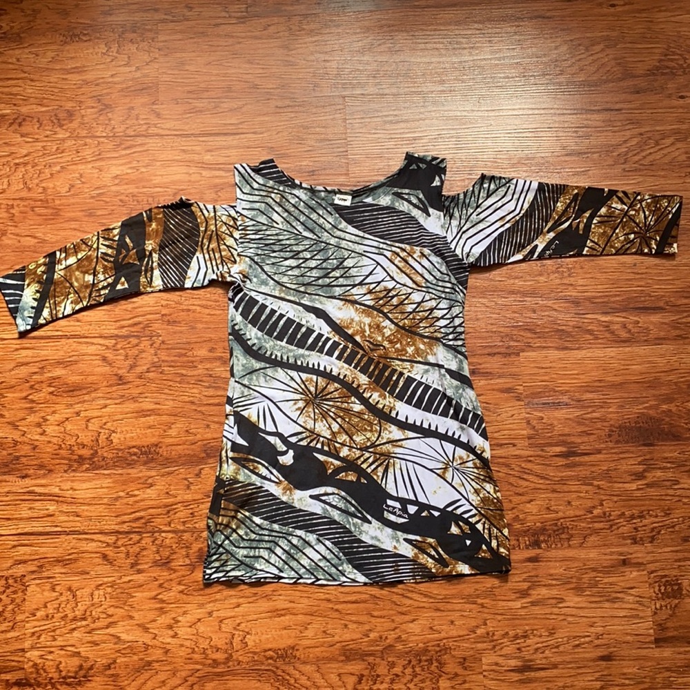 BNWT Missing Polynesia Kalo Top